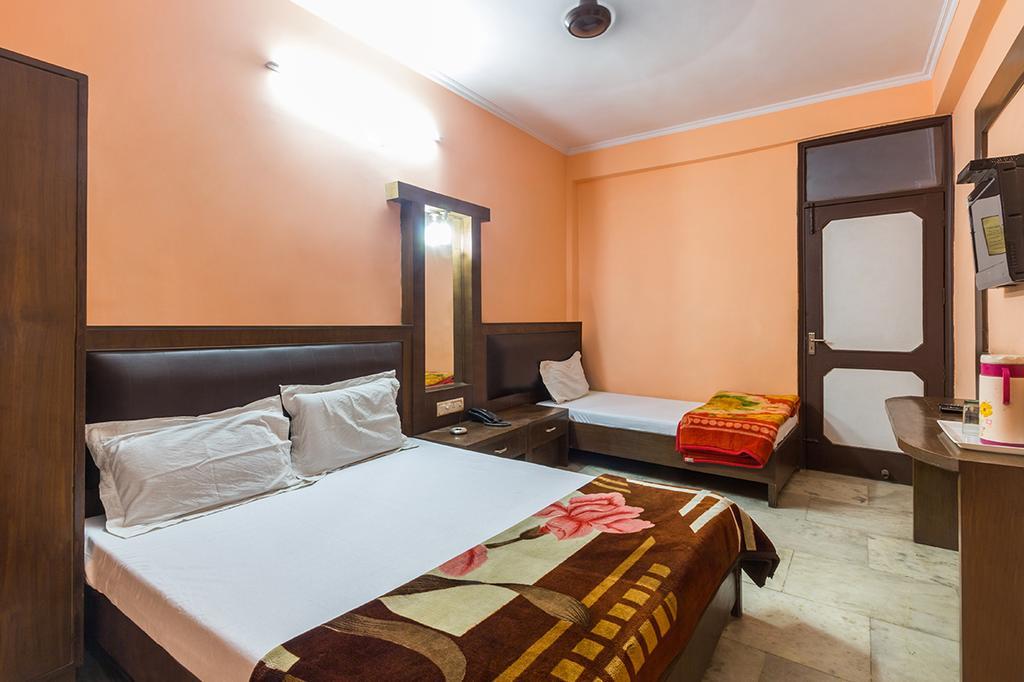 Hotel Sahara International Deluxe Nové Dillí Exteriér fotografie